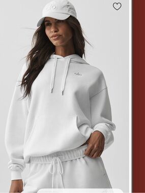 Alo Yoga Accolade Hoodie - M